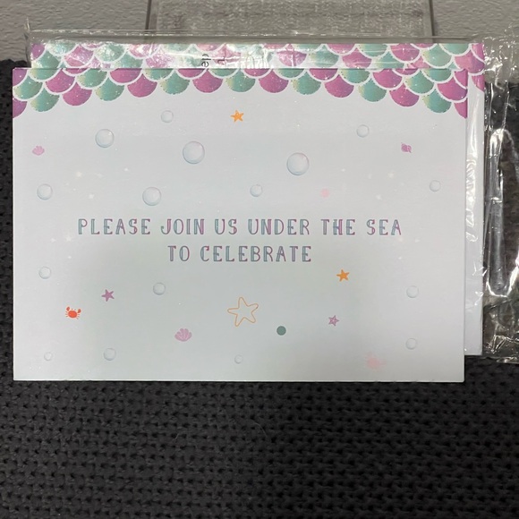 Mermaid Party Invitations 20 Cards & Envelopes- 7.5x5.25in - Picture 2 of 5